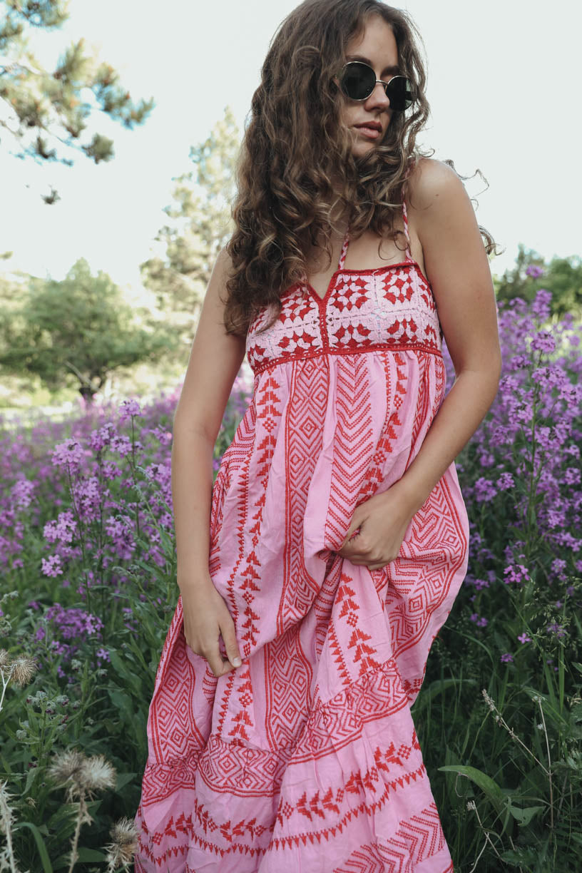 Böhmisches Maxikleid mit Stickerei
