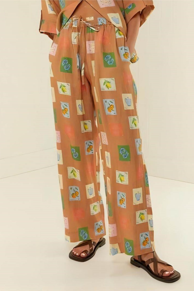 Gemusterter Anzug mit weitem Bein