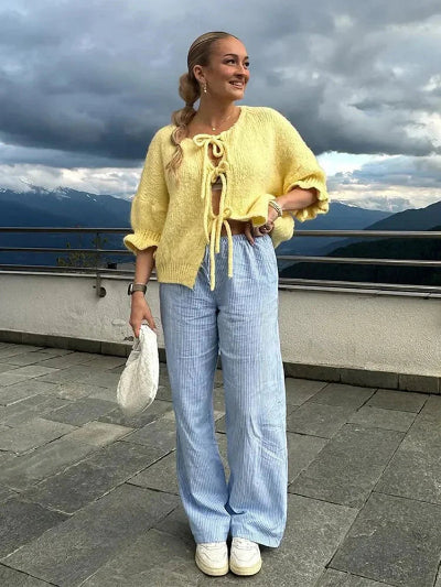 Zeitloser Strick-Cardigan 'Ashlyn' in Zartgelb