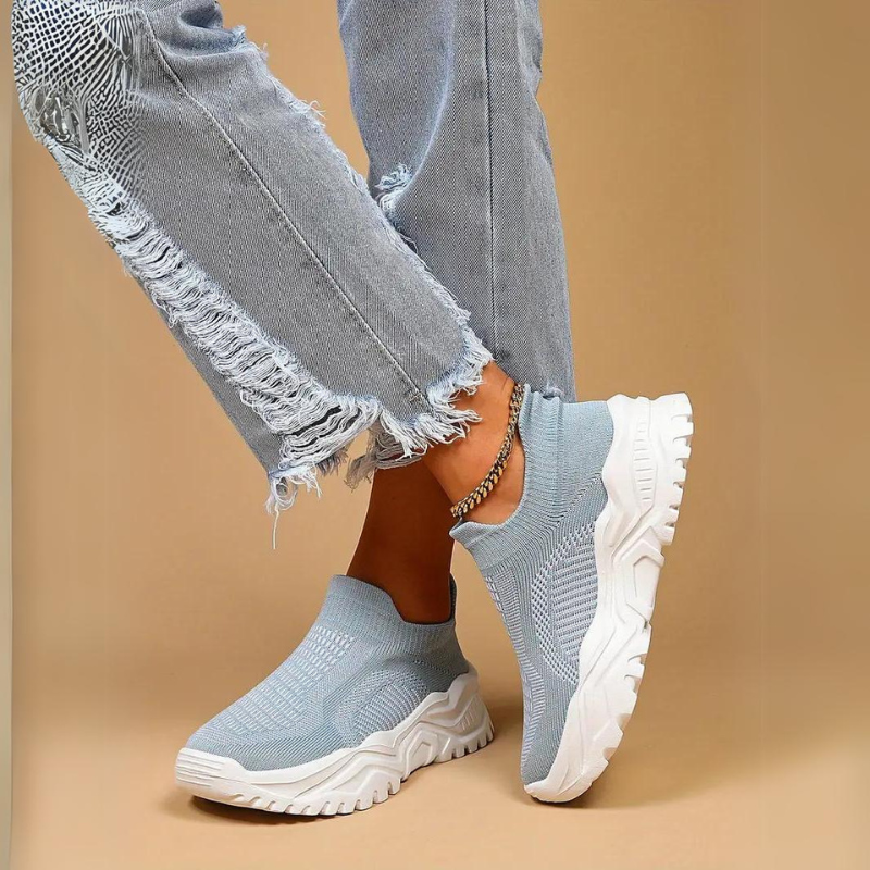 Atmungsaktive Slip-On Strick Sneaker