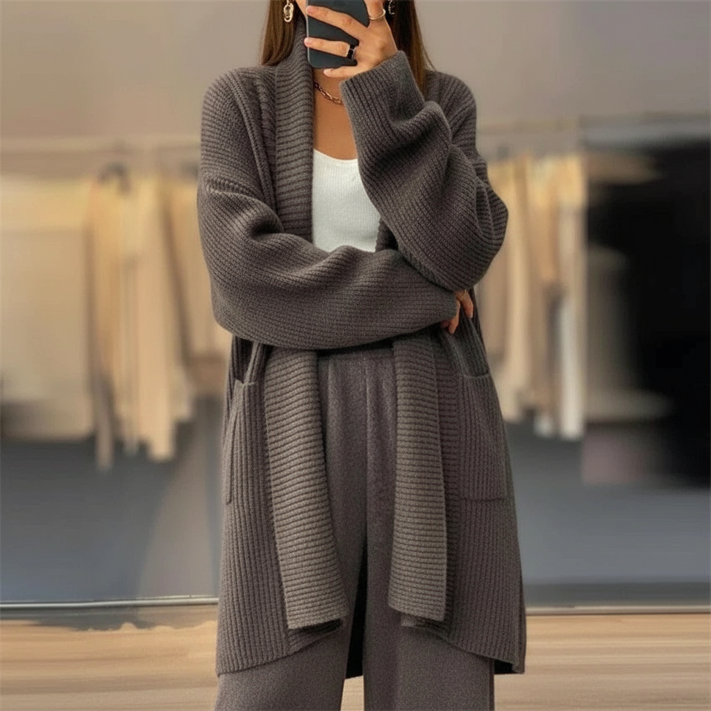 Amaya Elegante Lange Strickjacke in Hochwertig