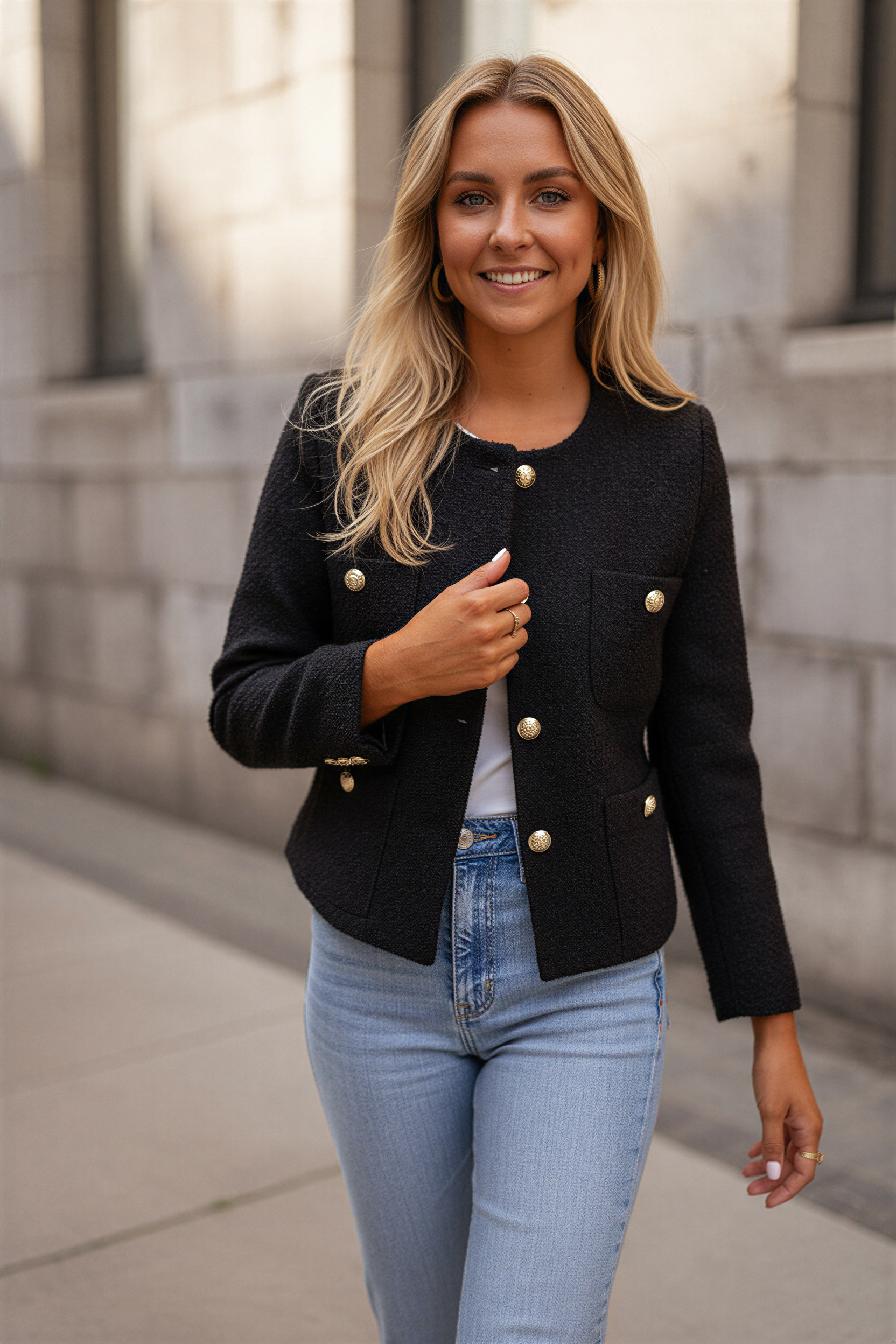 Tweed Blazer | Goldene Knöpfe | Damenmode