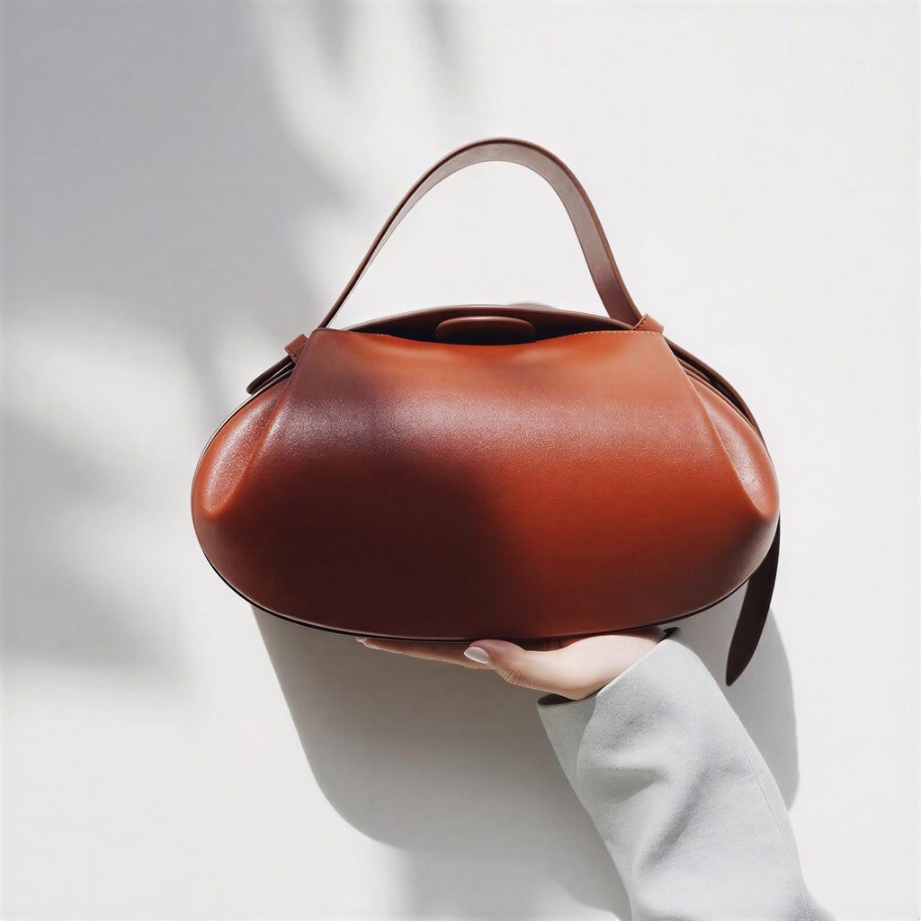 Lederschultertasche | Abgerundete Form | Business Casual