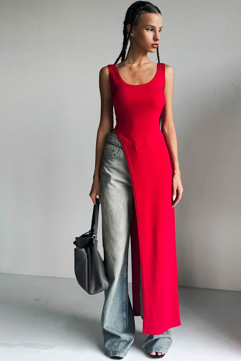 Minimalistisches Kleid/Top mit Schlitz-Detail