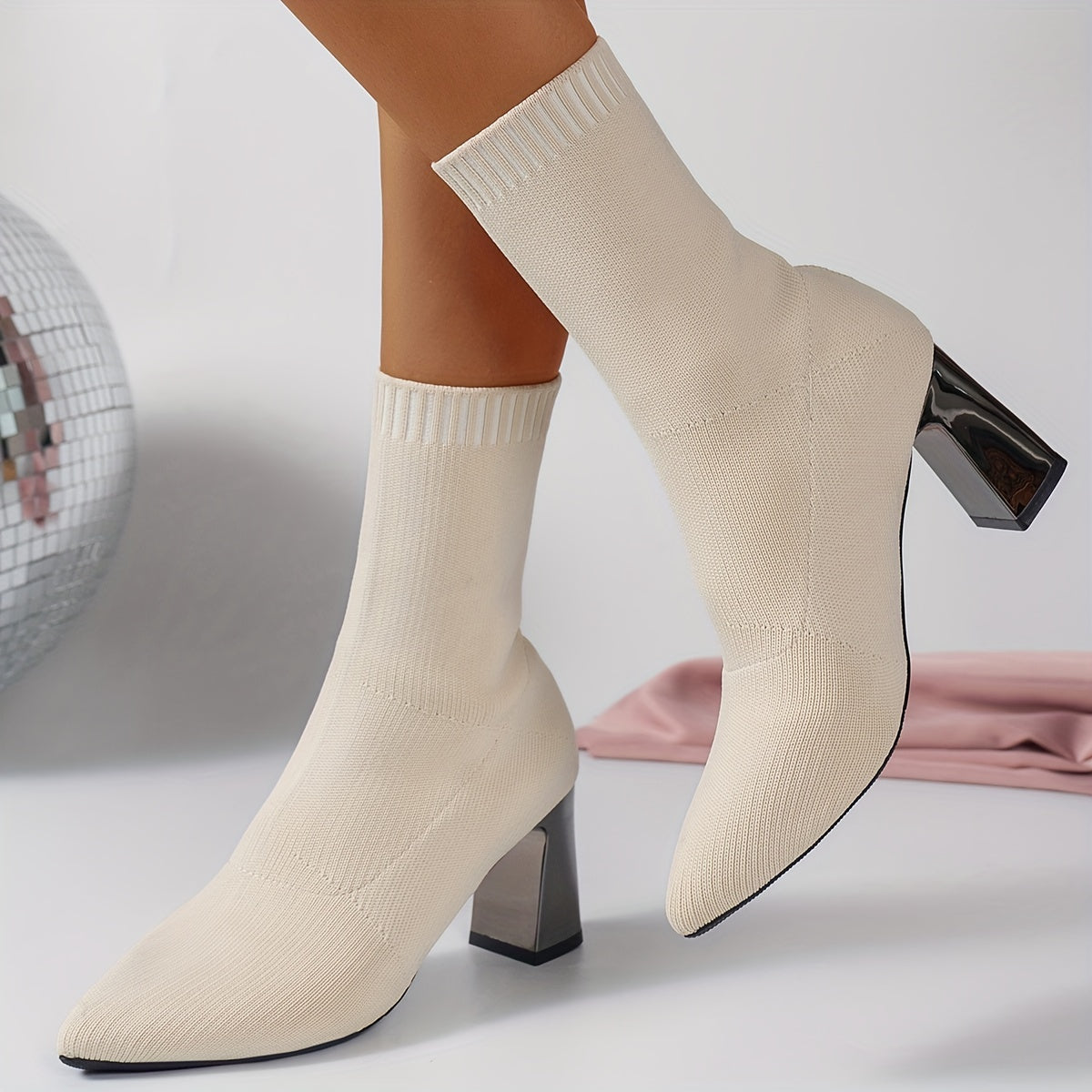 Elegante Strick-Ankle Boots mit Absatz