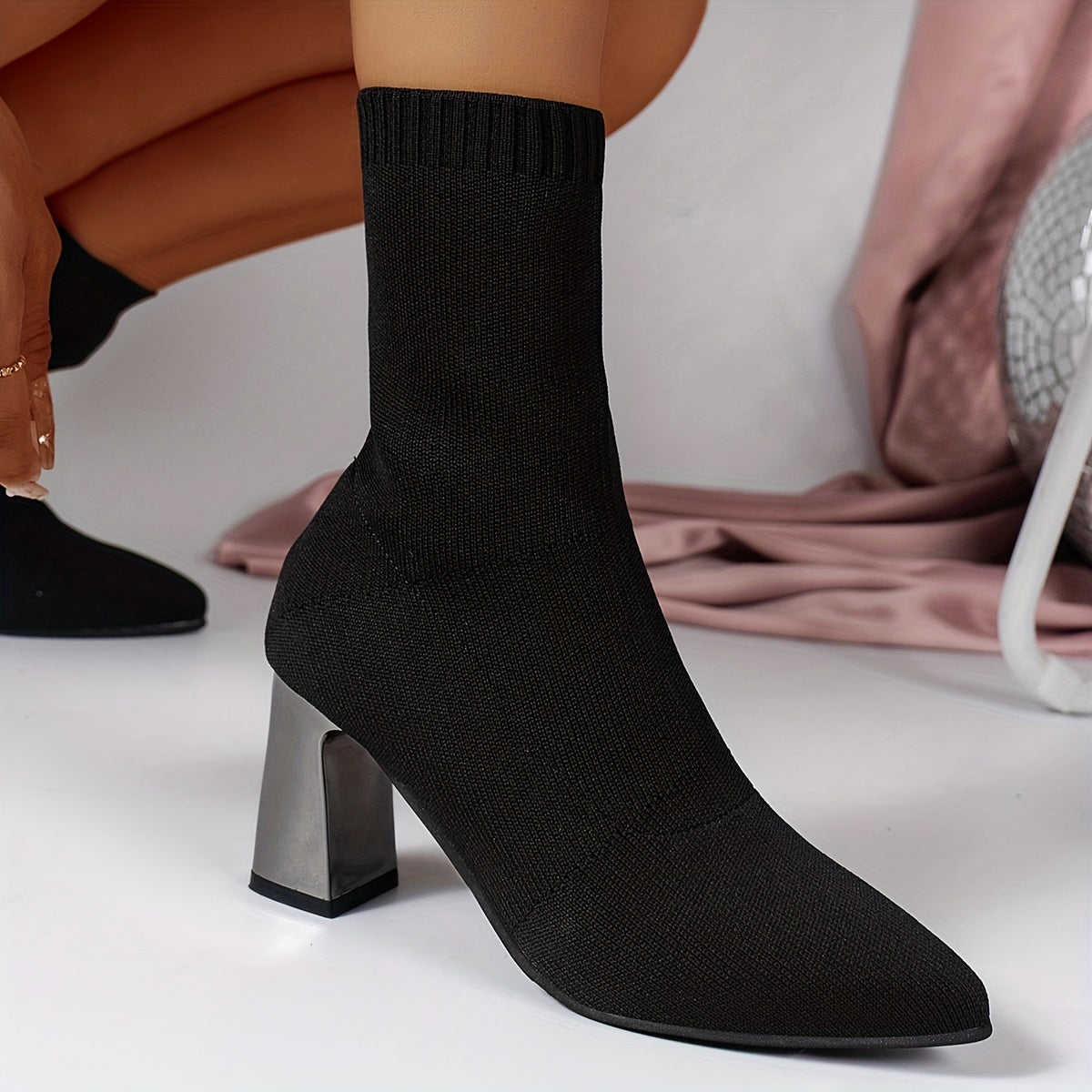 Elegante Strick-Ankle Boots mit Absatz