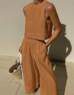 Minimalistisches Set: Top & Wide Leg Hose