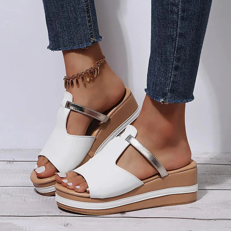 Moderne Plattform Sandalen für den Sommer