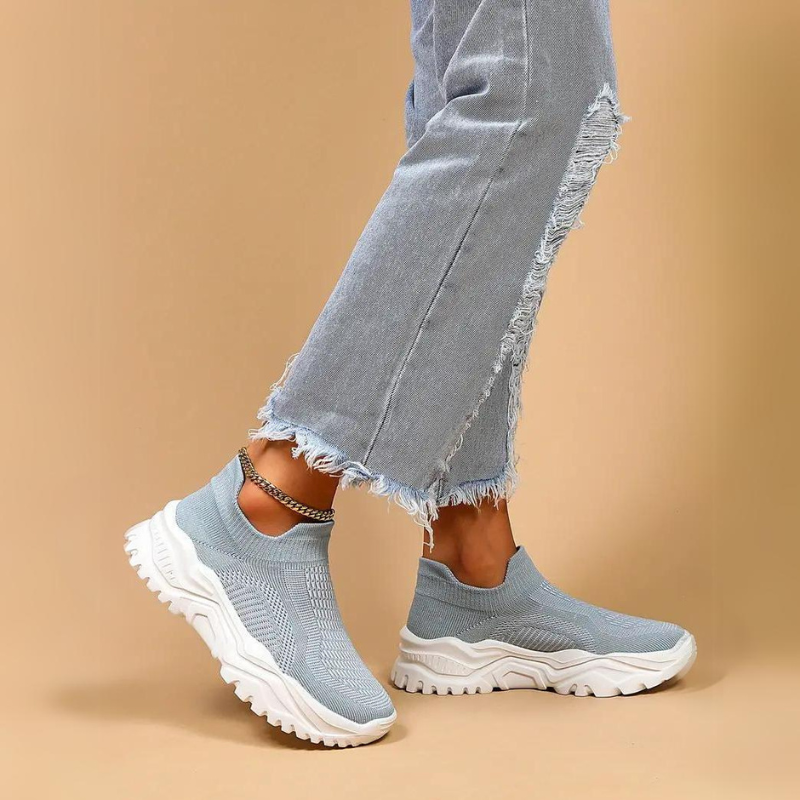 Atmungsaktive Slip-On Strick Sneaker