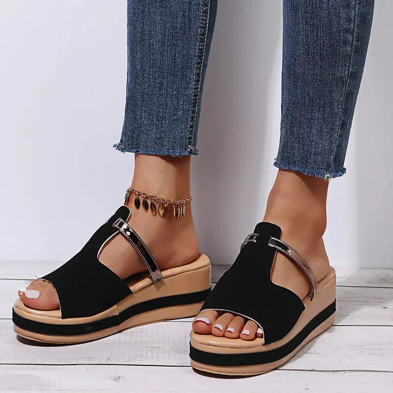 Moderne Plattform Sandalen für den Sommer