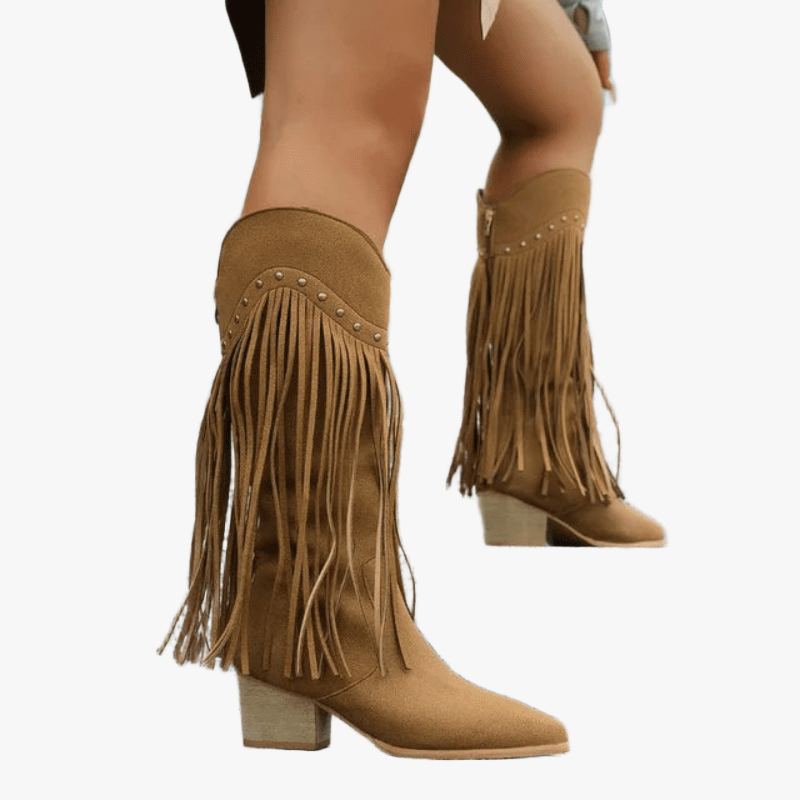 Stylische kniehohe Stiefel mit Fransen
