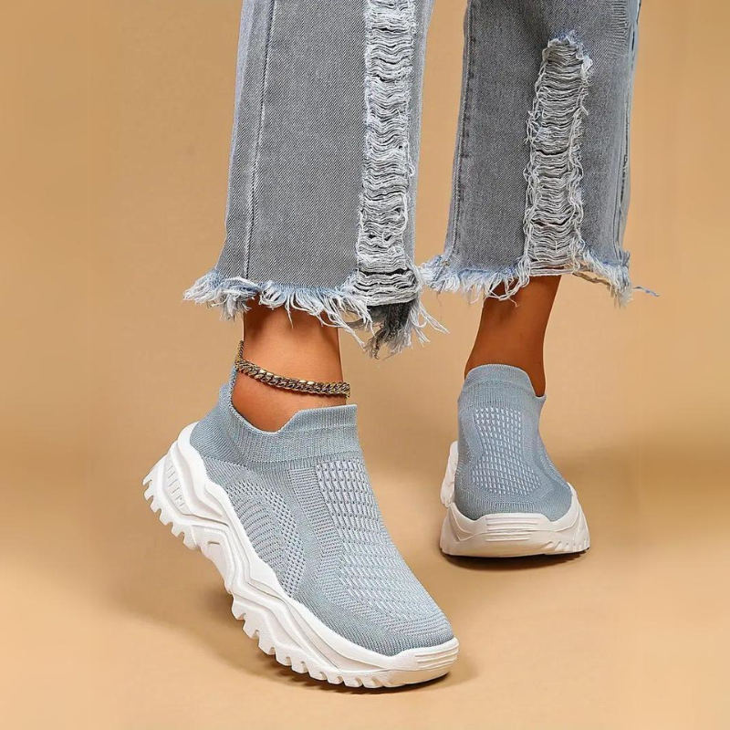 Atmungsaktive Slip-On Strick Sneaker