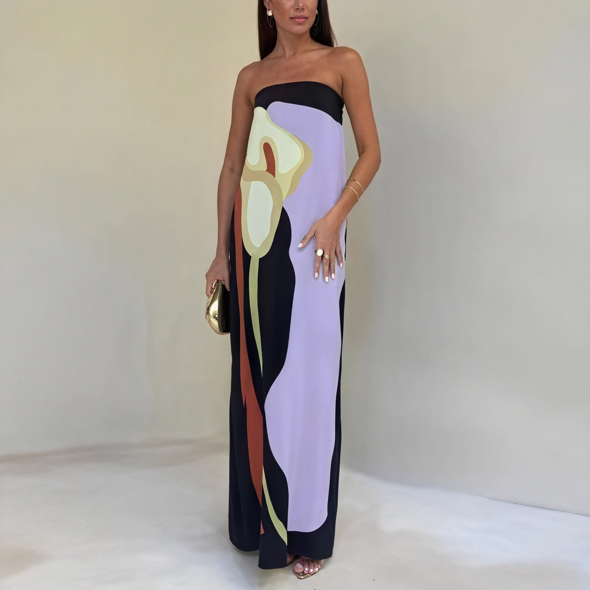 Abstraktes Maxi-Kleid mit Farbblockdesign