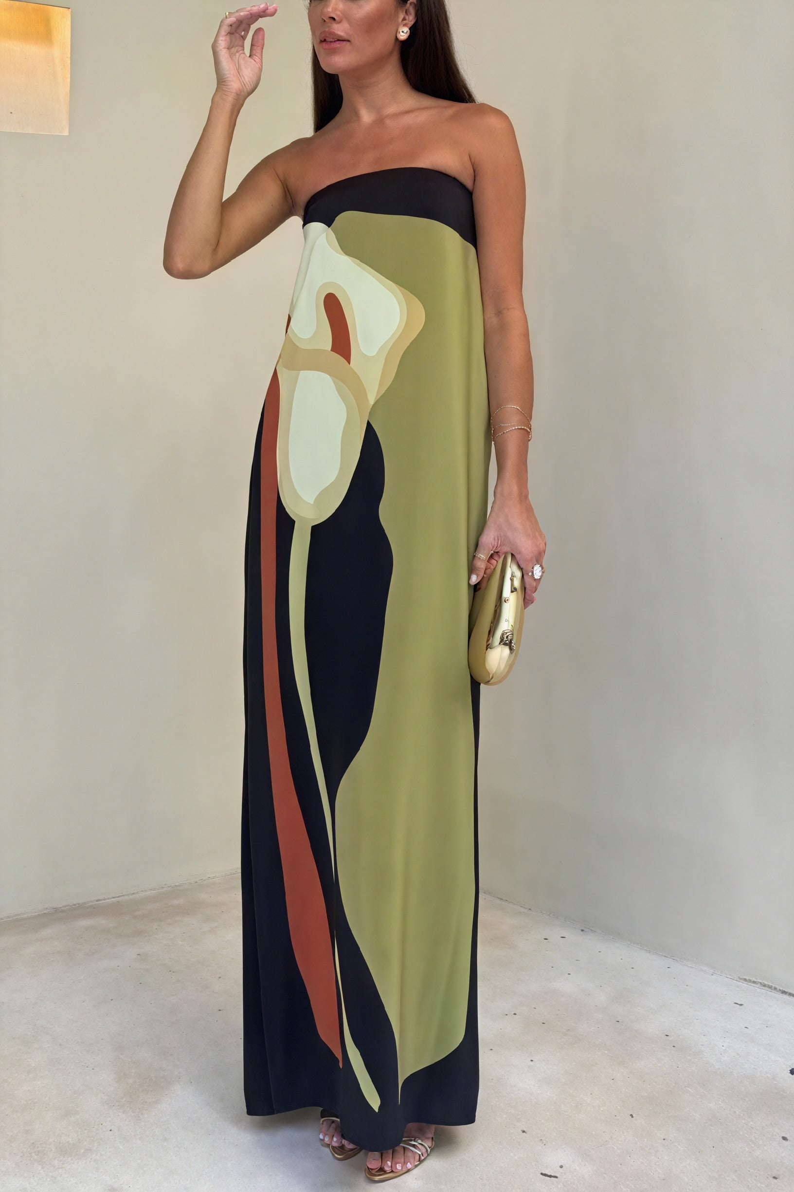 Abstraktes Maxi-Kleid mit Farbblockdesign