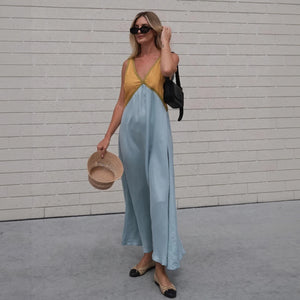 Fließendes Kleid mit Farbblockdesign