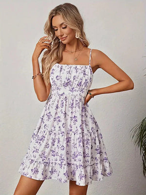 Sommerliches Kleid mit Blumenmuster