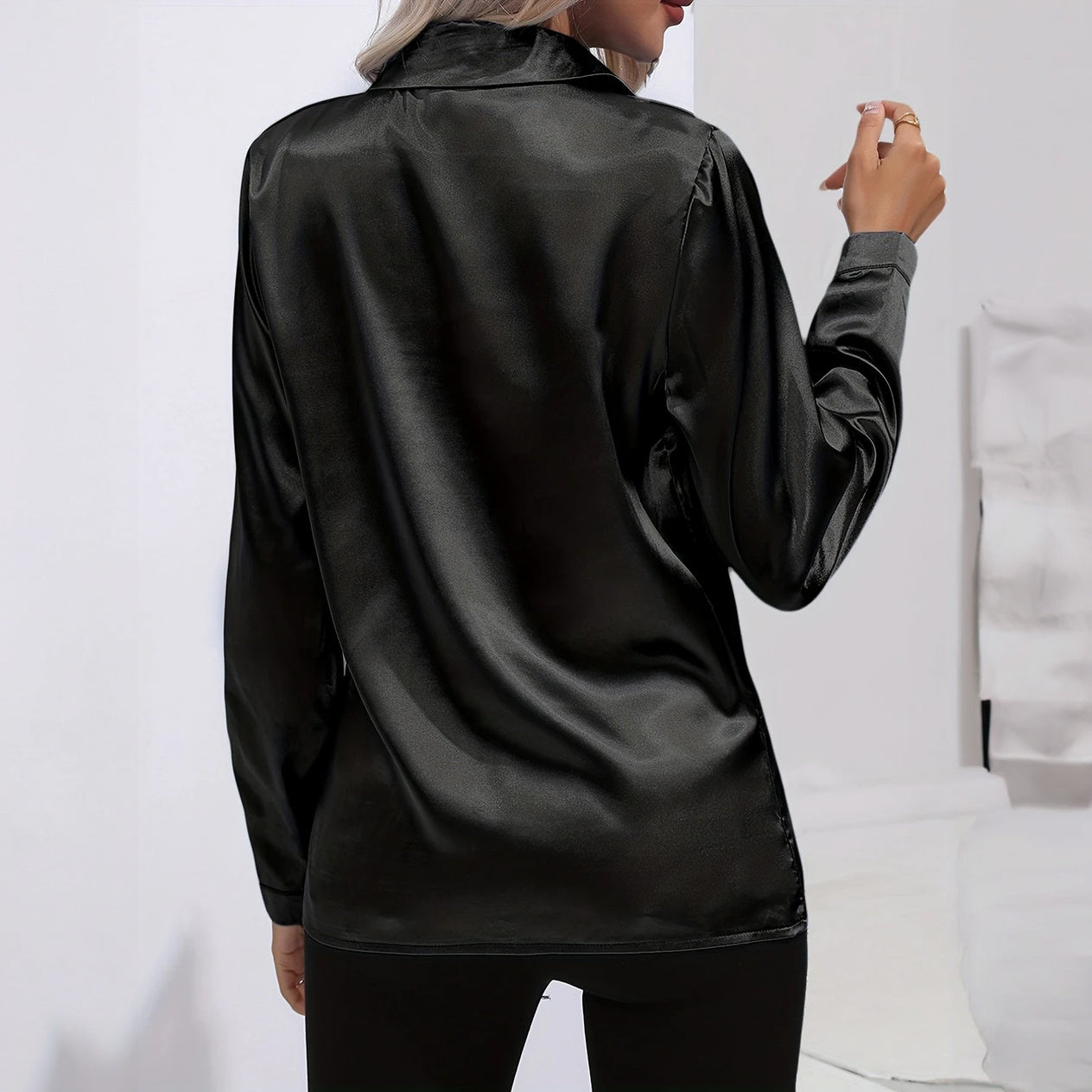 Elegante Langarmbluse mit feinem Glanz