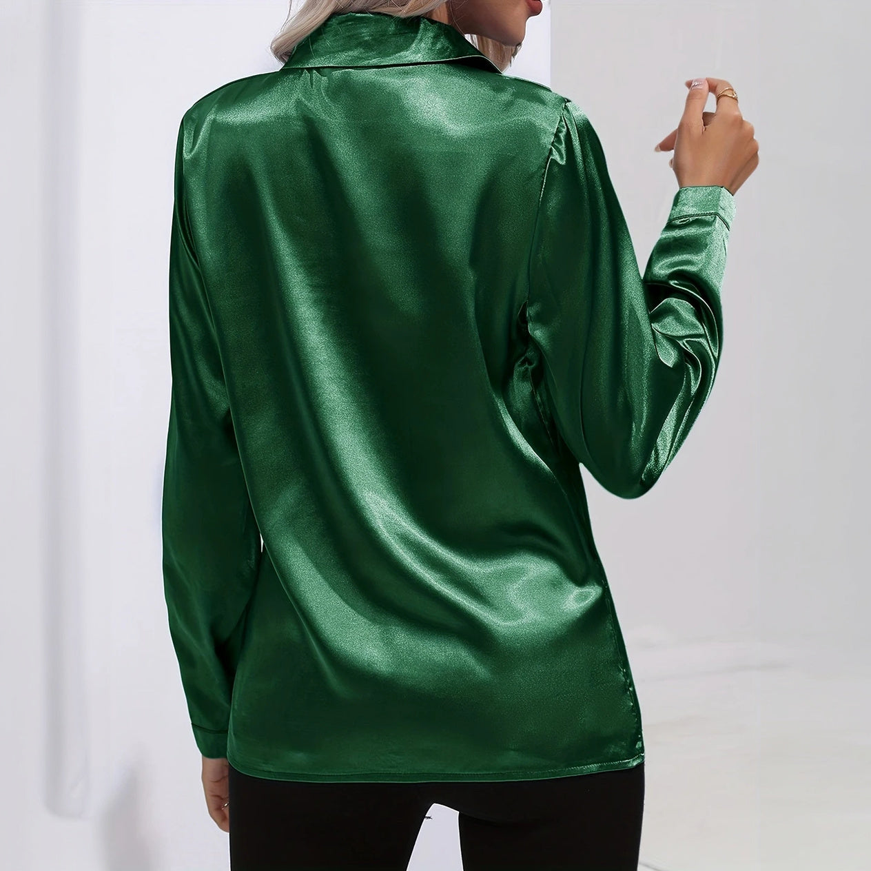 Elegante Langarmbluse mit feinem Glanz