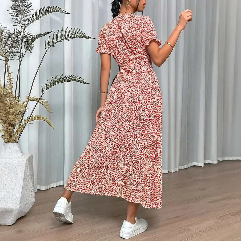 Feminines Maxi-Kleid mit Wickeldesign