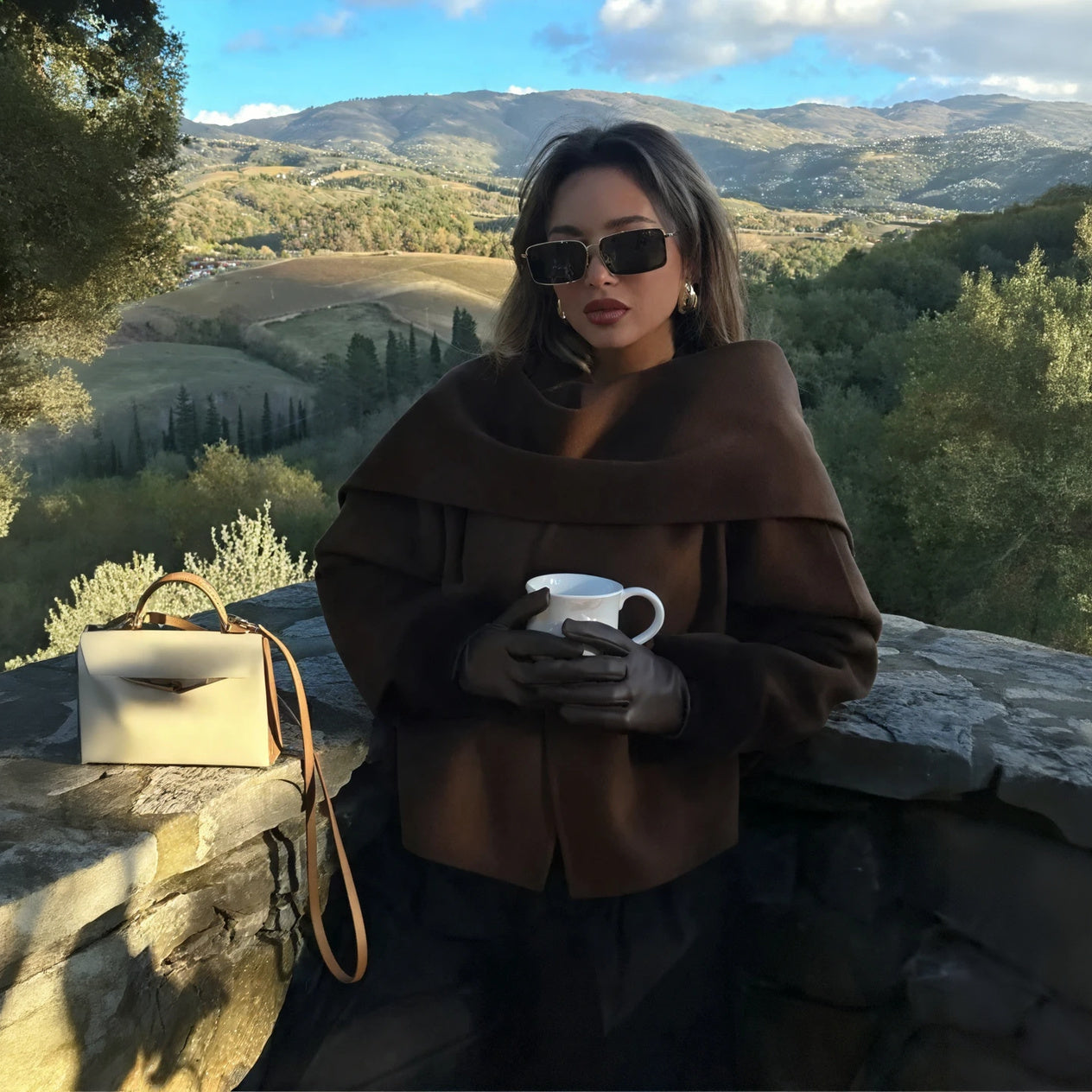 Elegante Outerwear mit besonderem Kragen