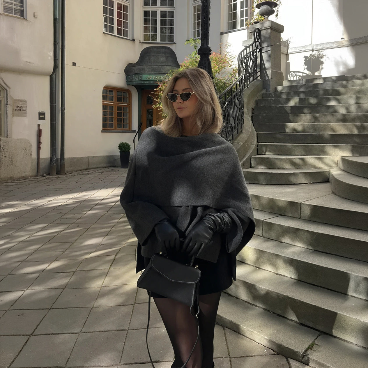 Elegante Outerwear mit besonderem Kragen