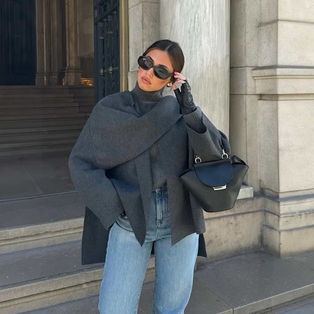 Elegante Outerwear mit besonderem Kragen