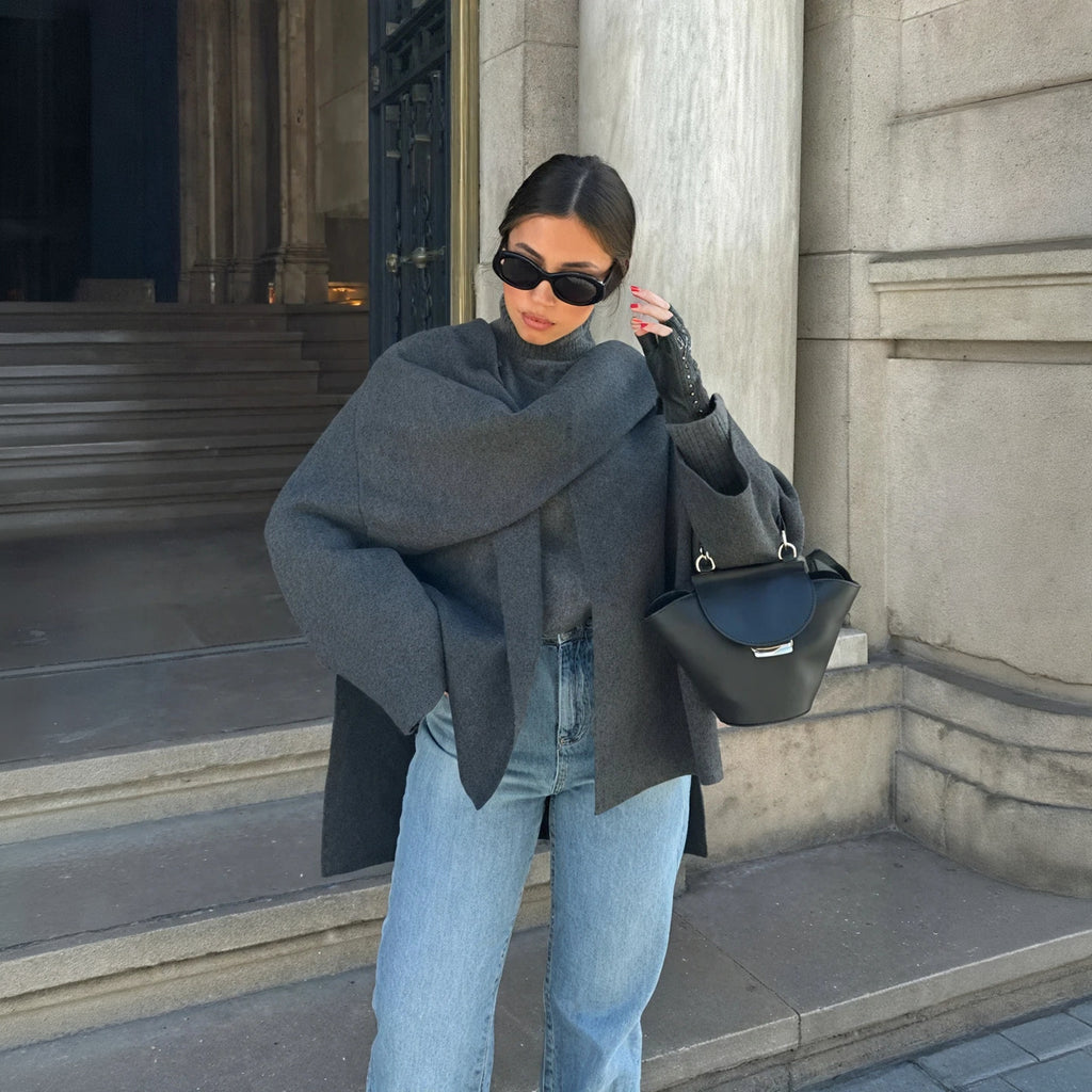 Elegante Outerwear mit besonderem Kragen