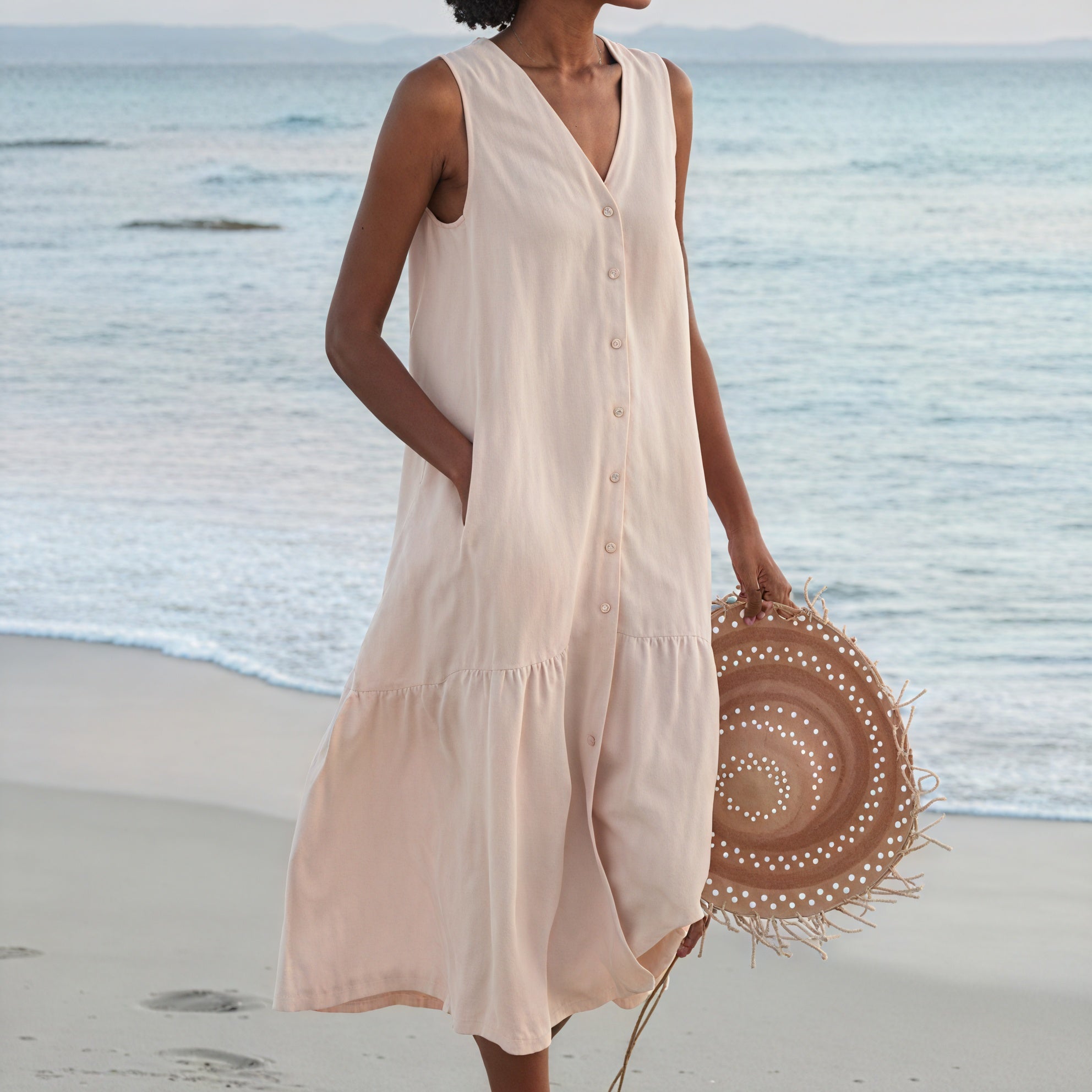 Damen Kleid – Ärmellos, V-Ausschnitt, Knopfleiste, Fließende Silhouette-67015-c9b4baa9-9102-4d14-a47a-6a7f1a1e1793