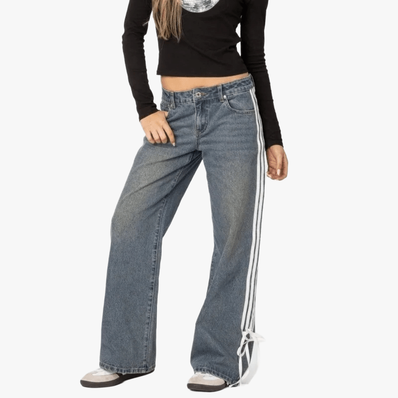 Weite Jeans mit sportlichem Flair