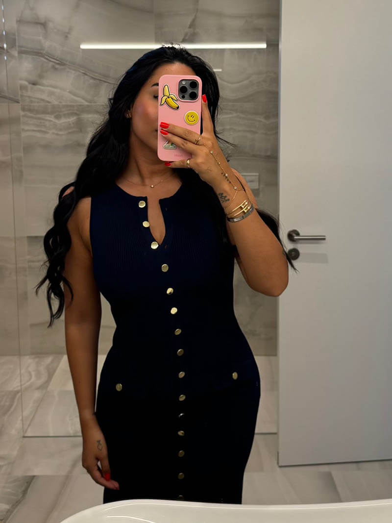 Figurbetontes Midikleid mit Knopfleiste