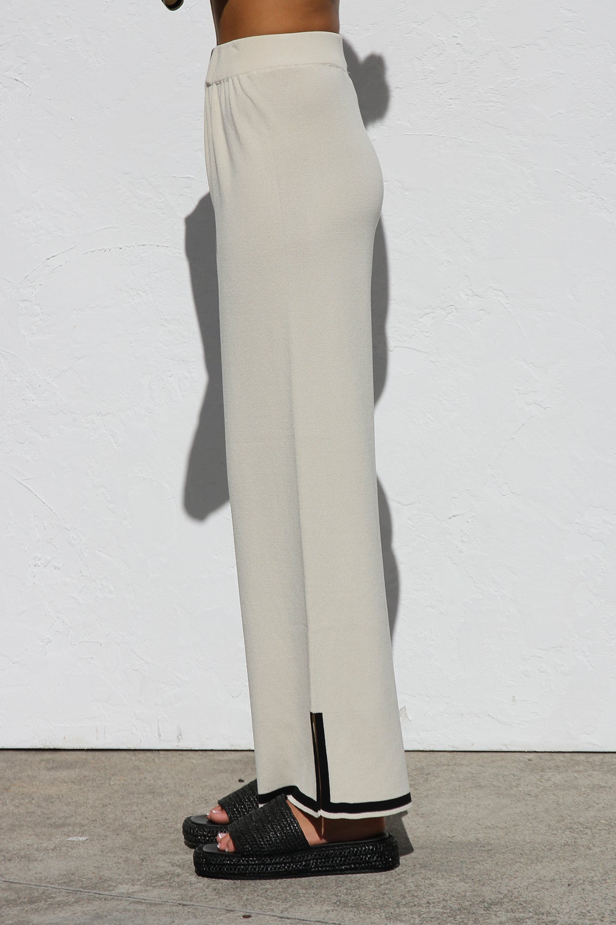 Kuscheliger Strickanzug mit Weitem Bein