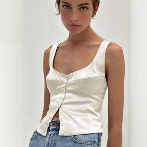 Sommerliches Top mit Knopfleiste