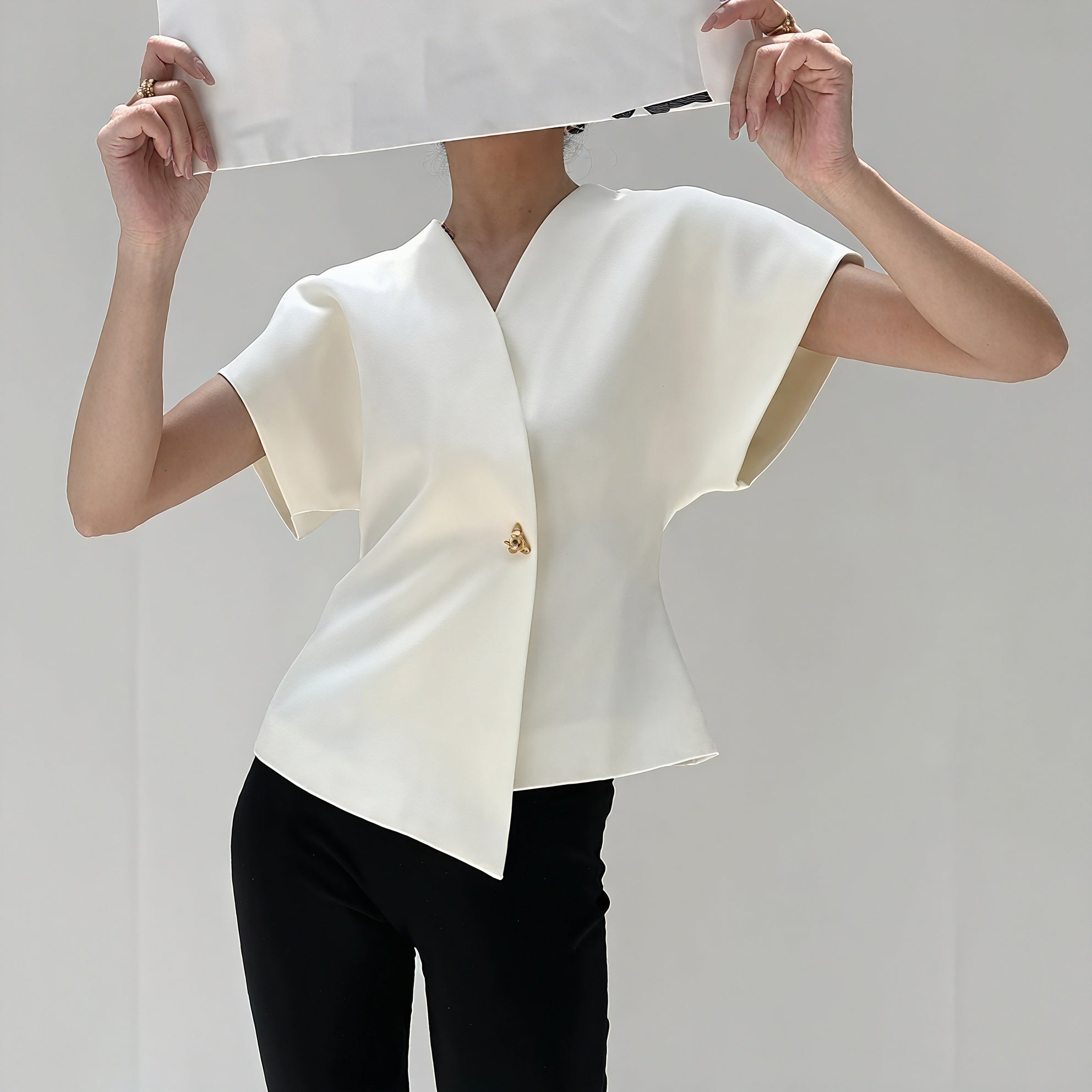 Elegante Wickelbluse mit Struktur