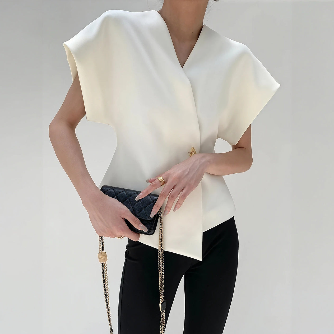 Elegante Wickelbluse mit Struktur