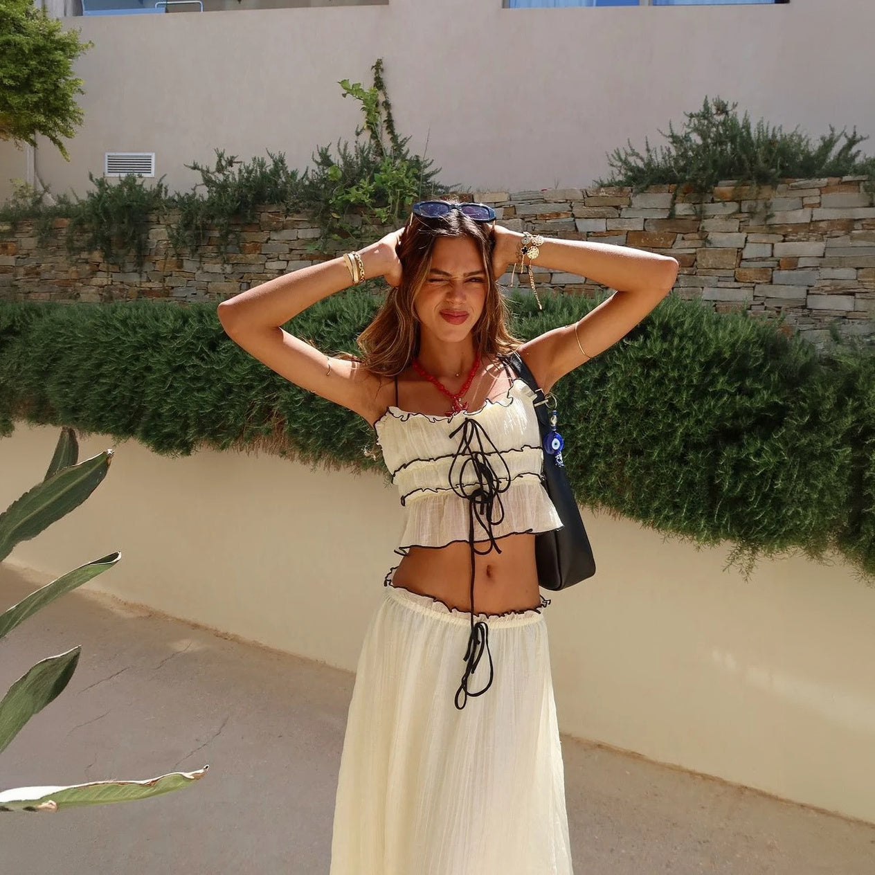 Sommerliches zweiteiliges Rüschen-Ensemble