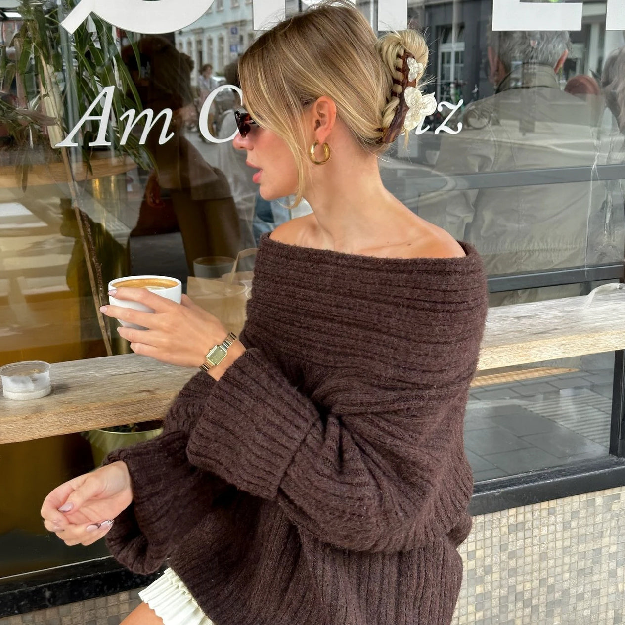 Asymmetrischer Strick-Top mit Ballonärmeln