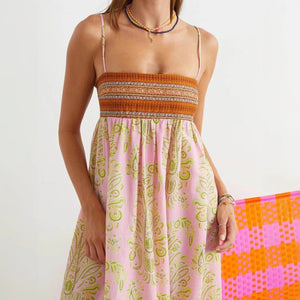Fließendes Maxi-Kleid mit Webdetails