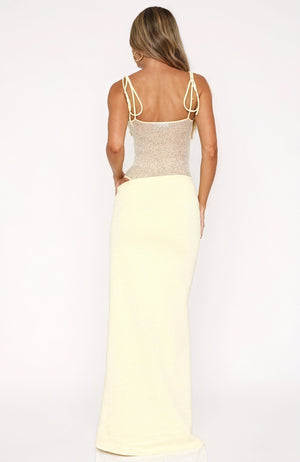 Elegantes Kleid mit Spitze & Details