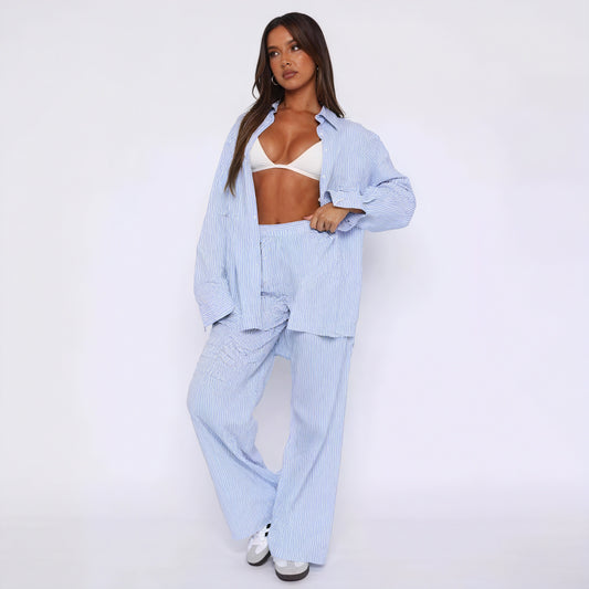 Weitgeschnittene High-Waist Hose mit Streifen
