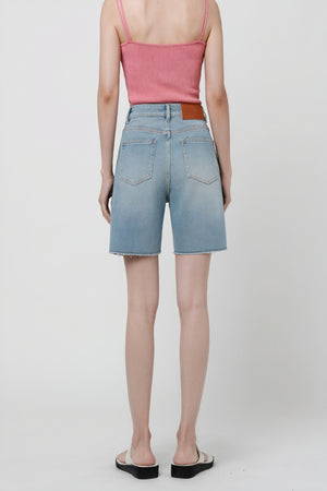 Denim Shorts mit Raw-Saum