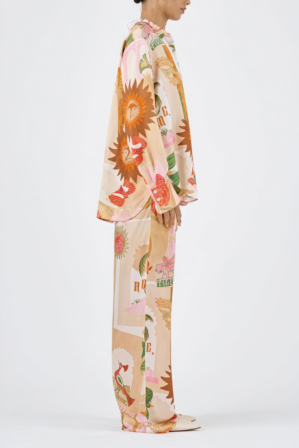 Verspieltes Schlafensemble mit Print