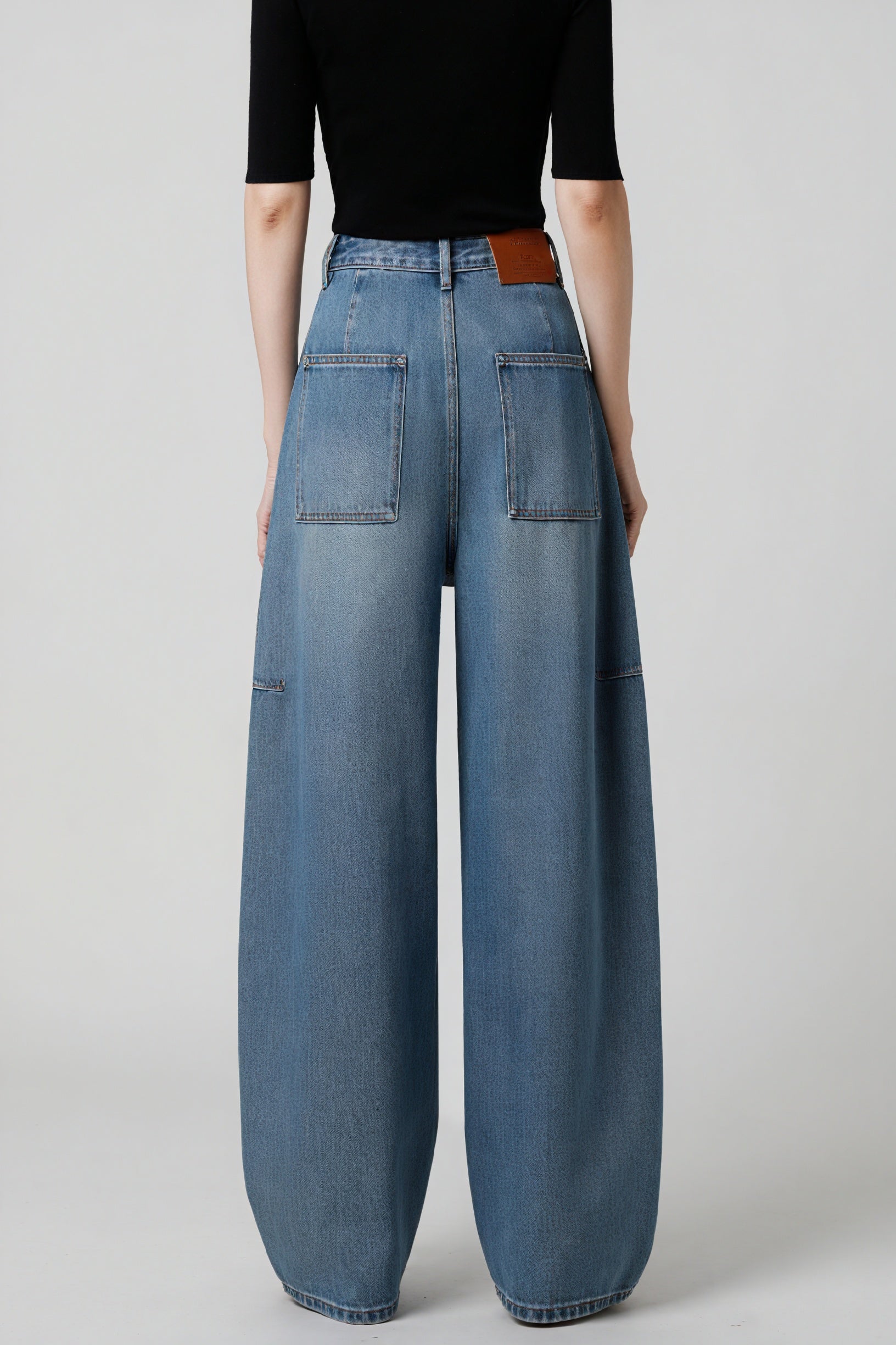 Weit geschnittene High-Waist Jeans