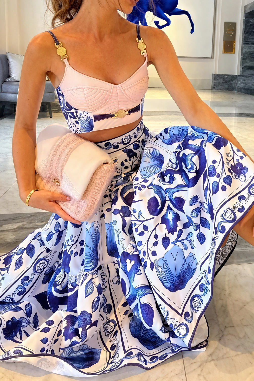 Elegantes zweiteiliges Set mit floralem Muster