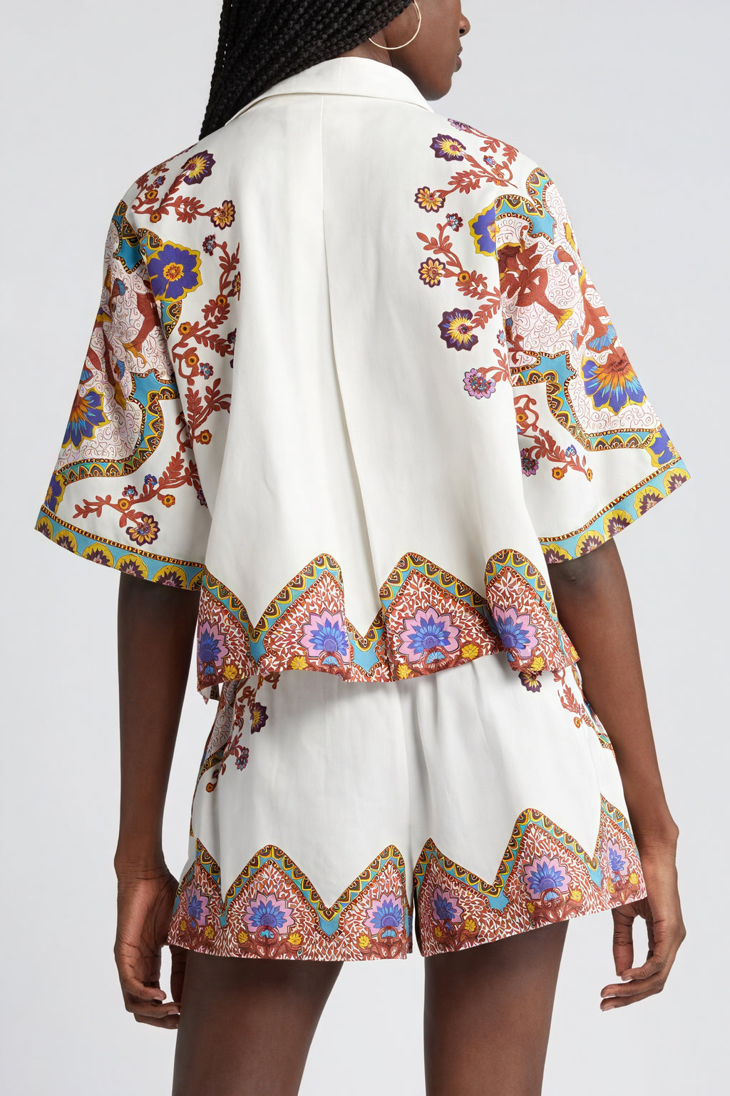 Sommerliche Kurzarmbluse mit Muster