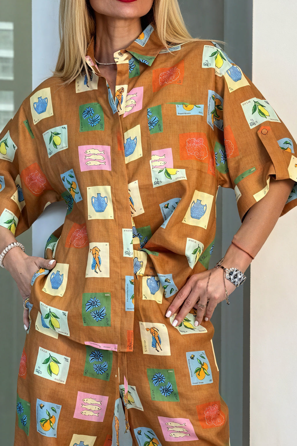 Gemusterter Anzug mit weitem Bein