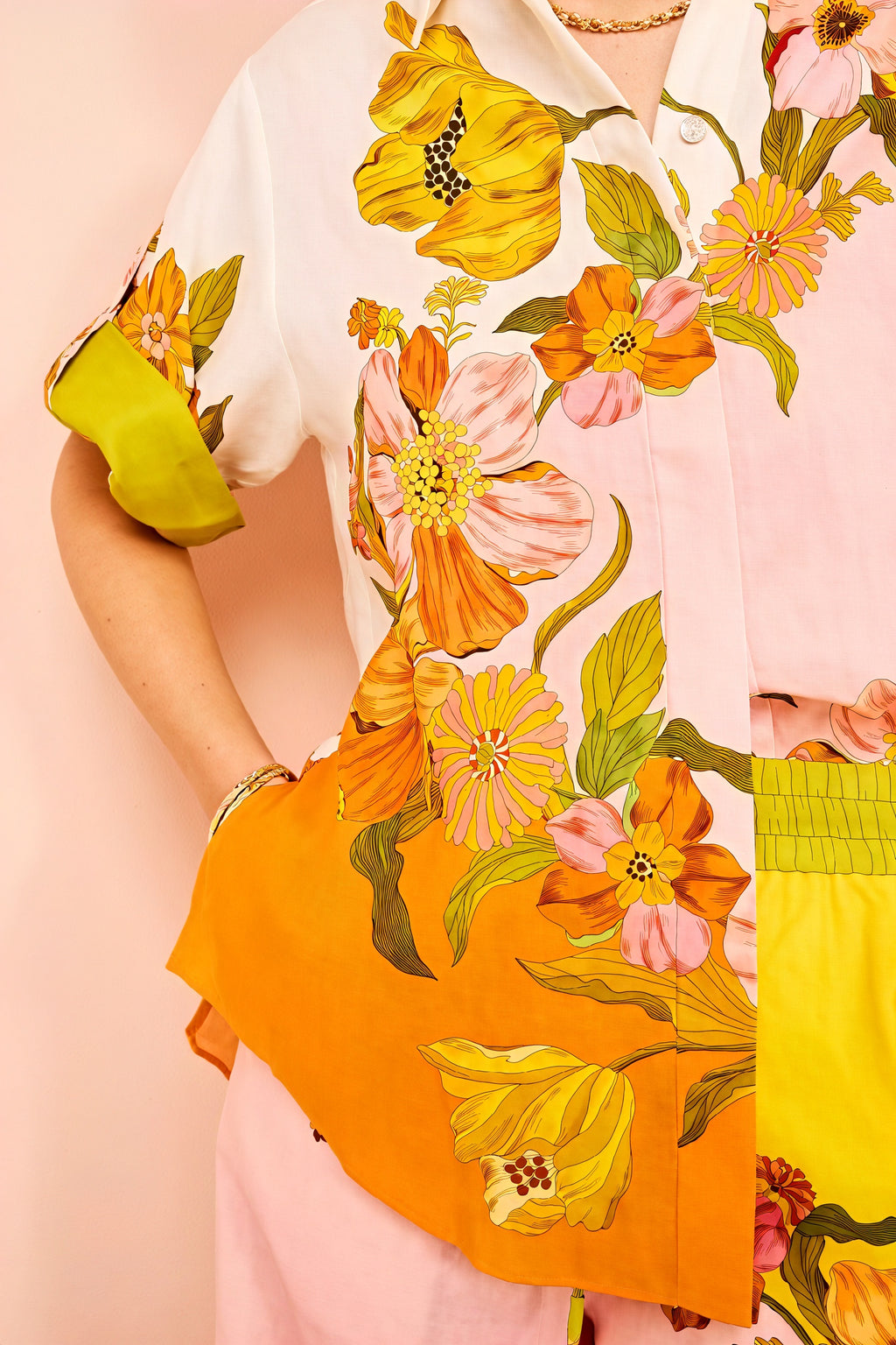 Floral Vibes: Lässiger Anzug für den Sommer