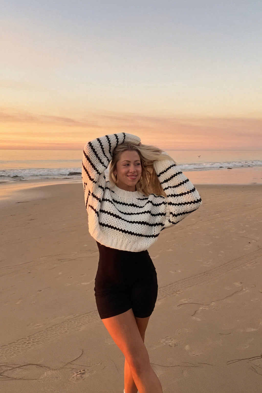 Gestreifter Strickpullover in Oversize-Passform