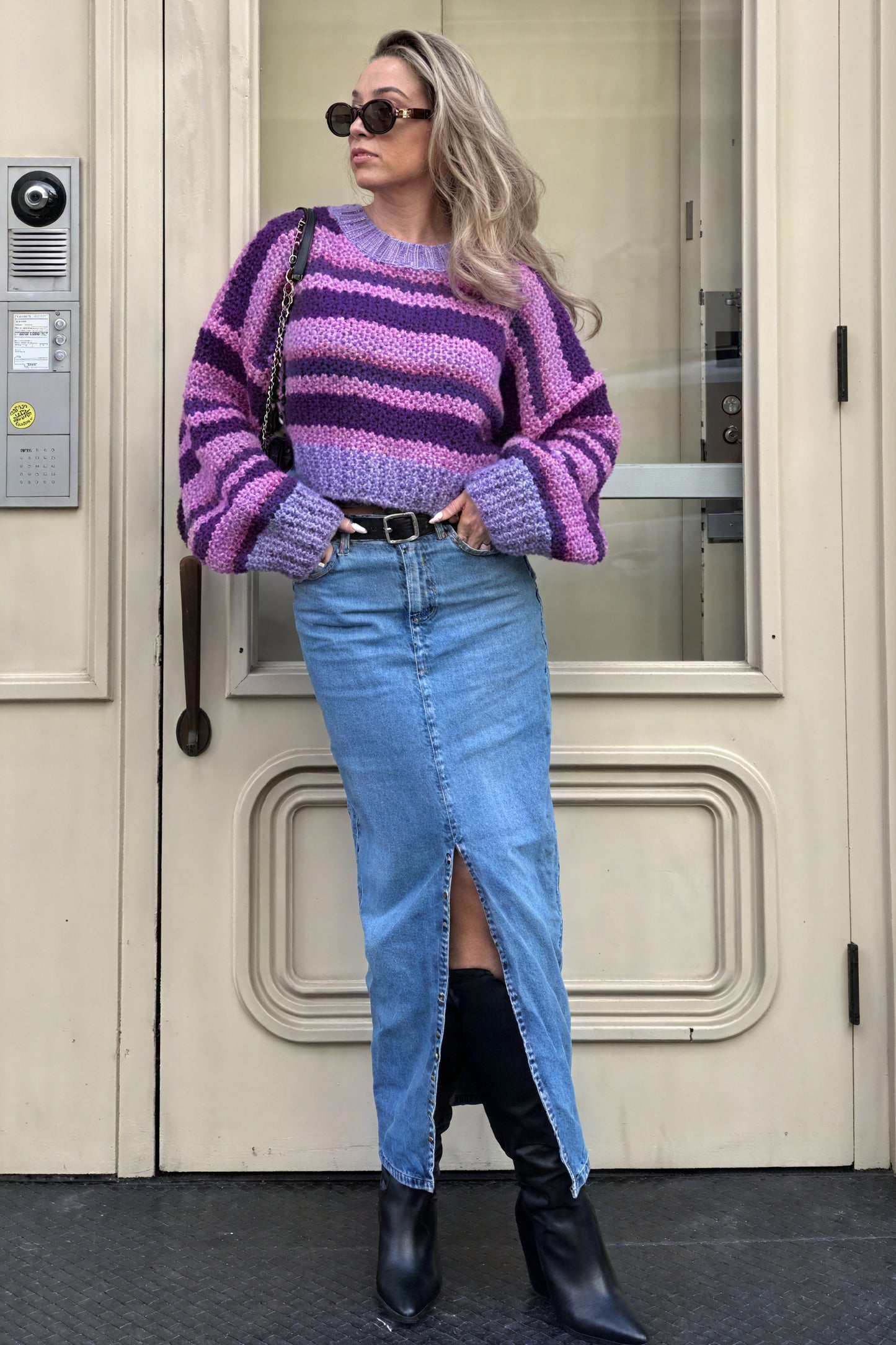 Gestreifter Strickpullover in Oversize-Passform
