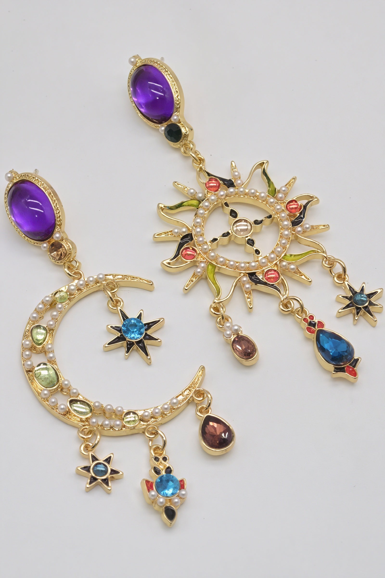 Sonnenstrahl Ohrringe mit Edelsteinen