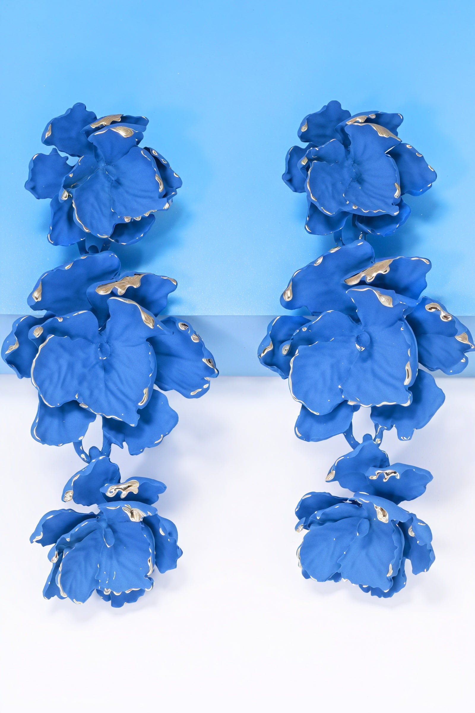 Elegante Statement-Ohrringe mit floralem Design